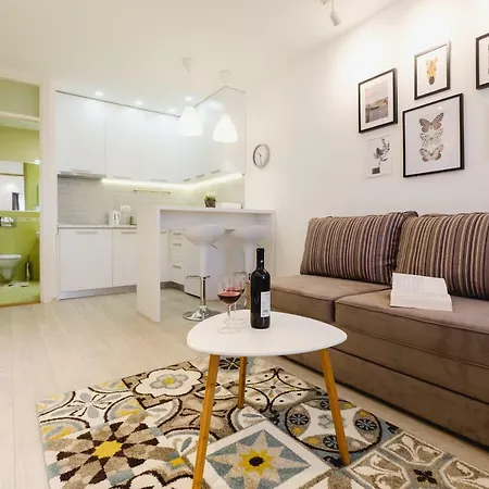 Hana Lux * 贝尔格莱德