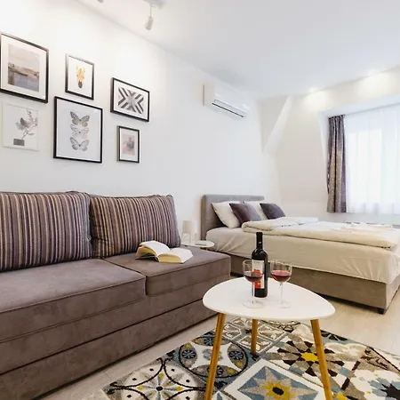 Apartment Hana Lux *