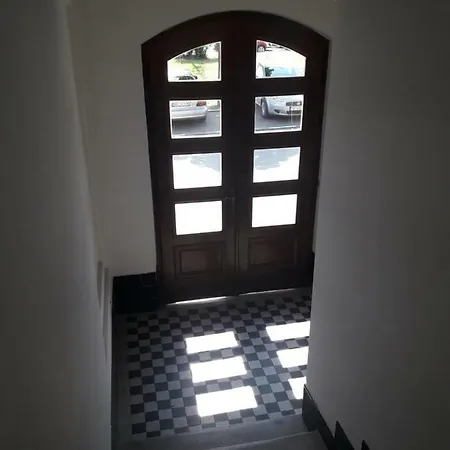 Hana Lux * 베오그라드